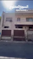  15 فرصة إستثمارية عمارة تجاري طابقين للبيع - جبل الحسين بالقرب من موقع جبل القلعة الأثري