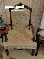  13 طقم زان 9 مقاعد وسجاد وبرادي للبيع
