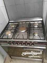 2 غاز 5عيون نحاس نظام 7مفاتيح بشتغل شواية وفرن مع بعض حجم80×60 فل ستانليس ستيل   موجود بالبقعة وعالفحص