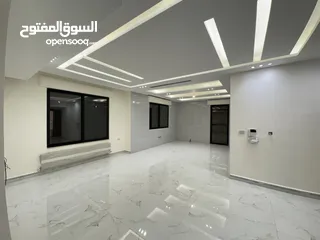  27 شقة مع روف دوبليكس باطلالة مميزة مساحة 200م وروف 120م مع 50 م ترس بخلدا (مشروع 118)