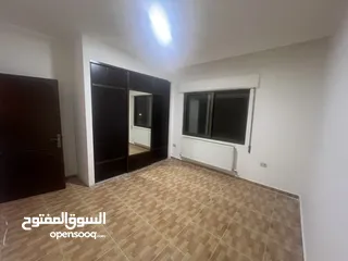  9 شقة غير مفروشة