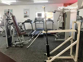  6 نادي حديد للبيع