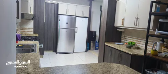  3 شقه طابق ارضي للبيع في ضاحية الامير حسن