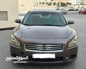  1 Nissan maxima 2012 full option sunroof