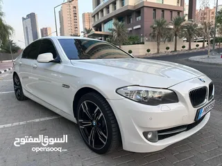  2 بي ام 2012 بحاله ممتازه صبغ الوكاله 4 سلندر تيربو شرط الفحص 1800 cc