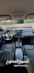  5 Nissan Rogue SV AWD 2018