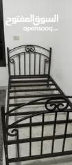  1 سرير معدني تفصيل ثقيل