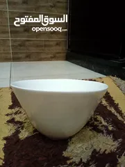  3 صحون جديد.