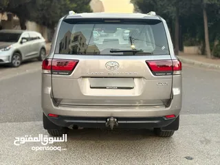  5 تويوتا لاندكروزر 2022 GXR بحاله الوكاله فحص كامل فل كامل ماشي 24 الف فقط صيانه الشركه