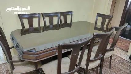  1 طاولة سفرة ( 8 مقاعد ، خشب زان ) للبيع