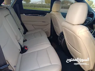  11 كاديلاك XT5 دفع رباعي (AWD)