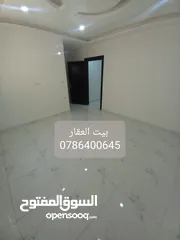  9 شقة ارضية فاخرة مقابل الوينك كافيه للبيع بسعر مغري