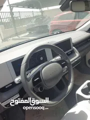  3 هونداي ايونيك 5 موديل 2023 لون اسود داخل ابيض فل الفل وعداد قليل