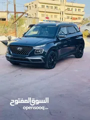  4 Hundai venue (V) one million 2020