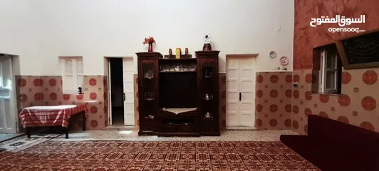  8 منزل  عربي في راس حسن