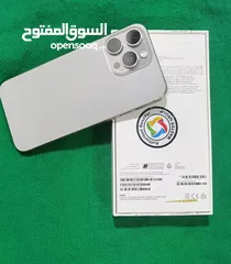  1 ايفون 15 pro max  256 باقي بضمانة سنة