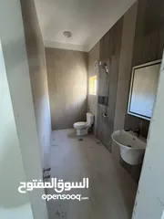  4 للإيجار شقة جديدة في الرفاع الغربي Brand new flat for rent west riffa