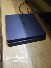  1 PS4 slim  لببيع