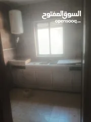  4 مستودع للايجار