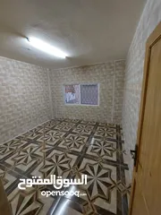  4 شقة للبيع في الزرقاء _ جبل طارق طابق ارضي