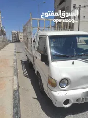  4 هونداي H100.  تندر