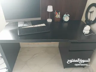  1 Office desk with revolving chair