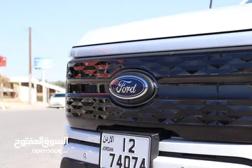  3 Ford f150 Lightning 2023 Platinum