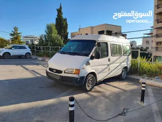  2 فورد ترانزيت