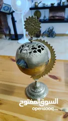  1 فازا تحف خشبية ونحاسية