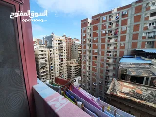  1 شقة على شارع جمال عبد الناصر