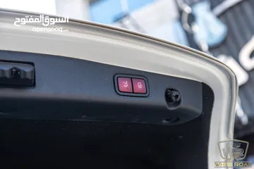  28 Mercedes E350e Plug in hybrid Amg kit Night Package 2018   السيارة وارد الشركة و قطعت مسافة 50,000