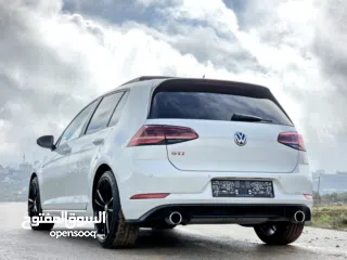  22 جولف GTI  2019 فل الفل سياره شبابيه