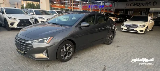  3 2020 Hyundai Elantra SE monthly installment only 600 AED