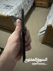  6 آيفون 14 برو ماكس بحالة وكاله مع شحن وكرتون مساحة 128 جيجا  بطارية 85٪؜ استعمال سنتين فقط وارد كندي
