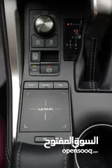  22 Lexus NX300H 2019