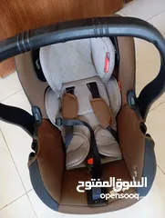  4 حالته   ممتازة  car seats