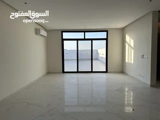  8 شقة مع سطح في الرياض حي عرقة