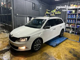  5 سكودا فابيا special edition شصي طويل بالكرتونة مش داخلة كراج بالصلاة على النبي