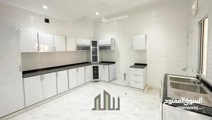  3 Villa For Rent Mabilah phs7 للإيجار فيلا في المعبيلة السابعة بالقرب من الشارع العام !!