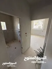  2 شقة أرضية بإطلالة مفتوحة وتشطيب مؤسس — فرصة لتصميم لمساتك الخاصة!