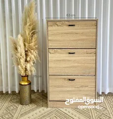  4 خزانة احذية قلاب  من 3دفتين مع رفوف   مصنوعه من خشب mdf جوده ممتازه وتقيله 115 الارتفاع / 65 العرض /
