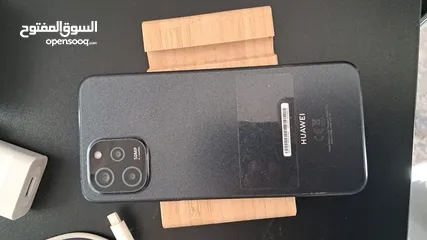  3 Huawei nova y61