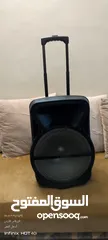  3 سماعه بلوتوث صب مع استاند سعر حرق 47 قابل للتفاوض صوتك قوي جدا. مناسب للحفلات بمناسبه