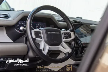  12 Land Rover Defender 2022 Plug in hybrid Black package