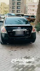  7 Nissan altima