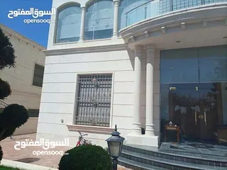  30 الظهير فيلا مستقله فخمه جدا فن معماري عاليه ومطله اجمل موقع مكون من اكثر من سكنه