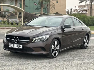  2 للبيع مرسيدس CLA200 ماشي 56 الف كيلو