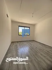  7 شقة طابقية فاخرة للبيع في الكرسي - قرب المخابرات 300م مع ترسات 200م تشطيب سوبر ديلوكس لم تسكن
