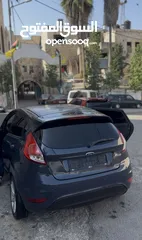  2 سياره فرد فيستا بصلات عنبي السياره