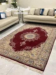  1 سجادة يدوية (حرير مع صوف طبيعي جودة عالية) مختوم ختم العائلة   Hand knoted high quality rug